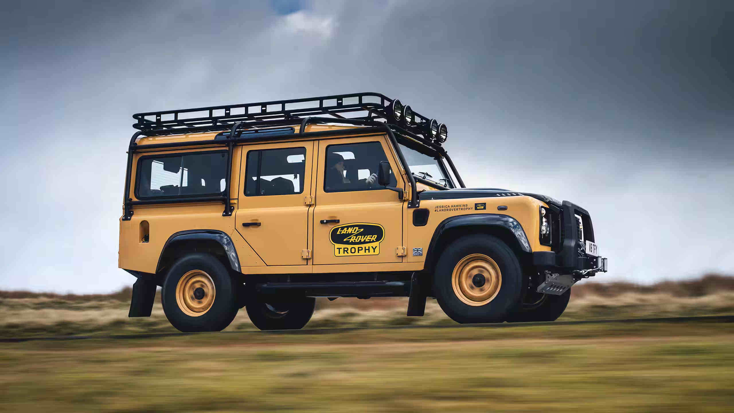 Land Roer Defender Ckassic Trophy